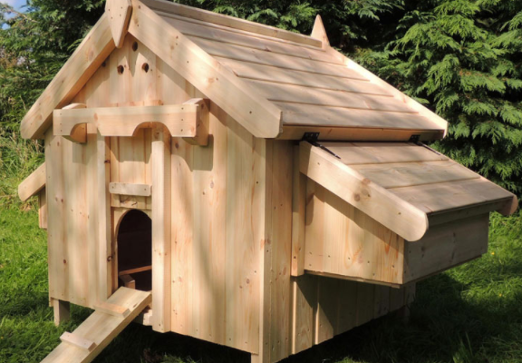 Coop Review: Cottage Chicken House for 6 Hens